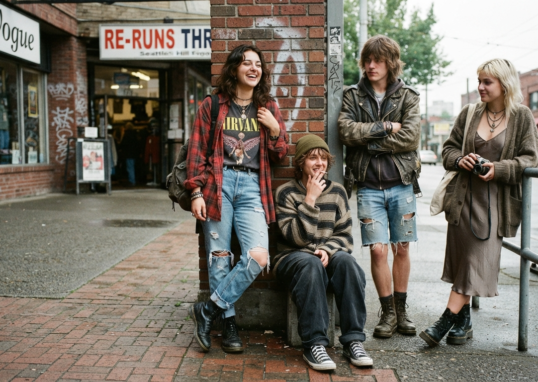 Fashion 90s grunge
